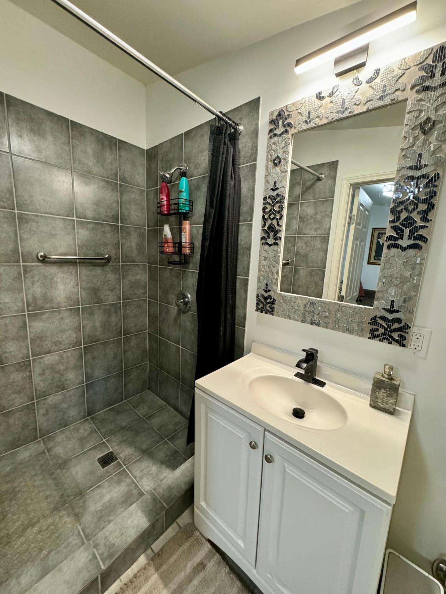 One Bedroom Apartment With Hot Tub 2 Blocks To Magazine Street New Orleans Exterior photo